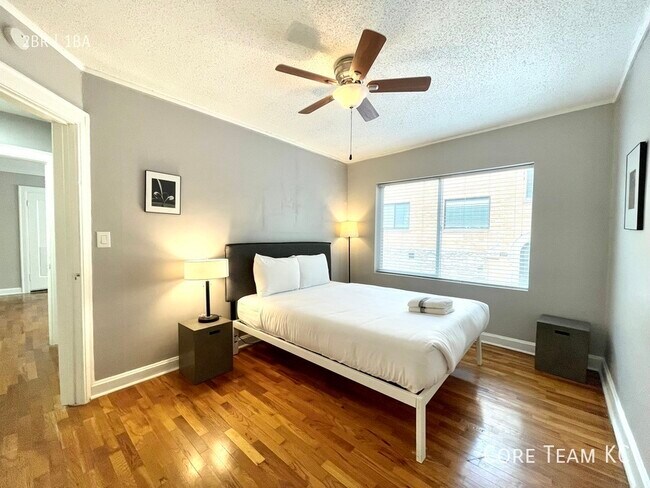 Building Photo - 4511 Roanoke Pkwy