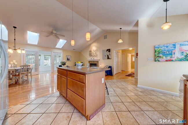 Building Photo - 46 Samuel Ln