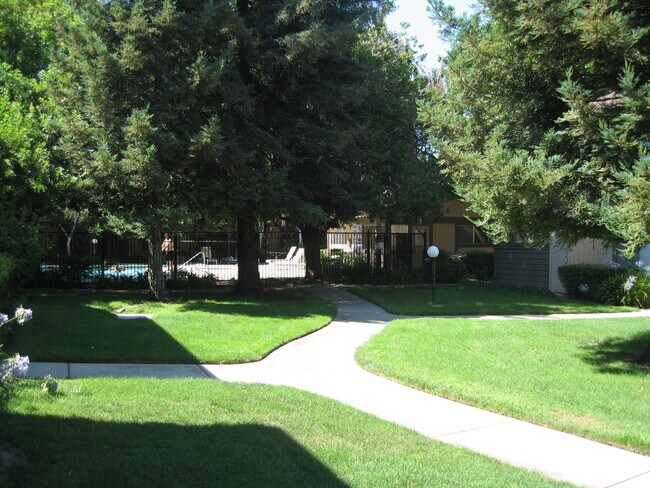 Building Photo - 2583 Gimelli Way