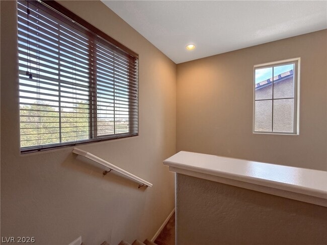 Building Photo - 208 Rocky Basin St
