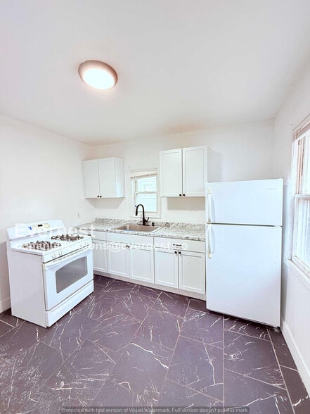 Building Photo - 13279 Coyle St