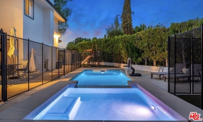 Building Photo - 19410 Shenango Dr