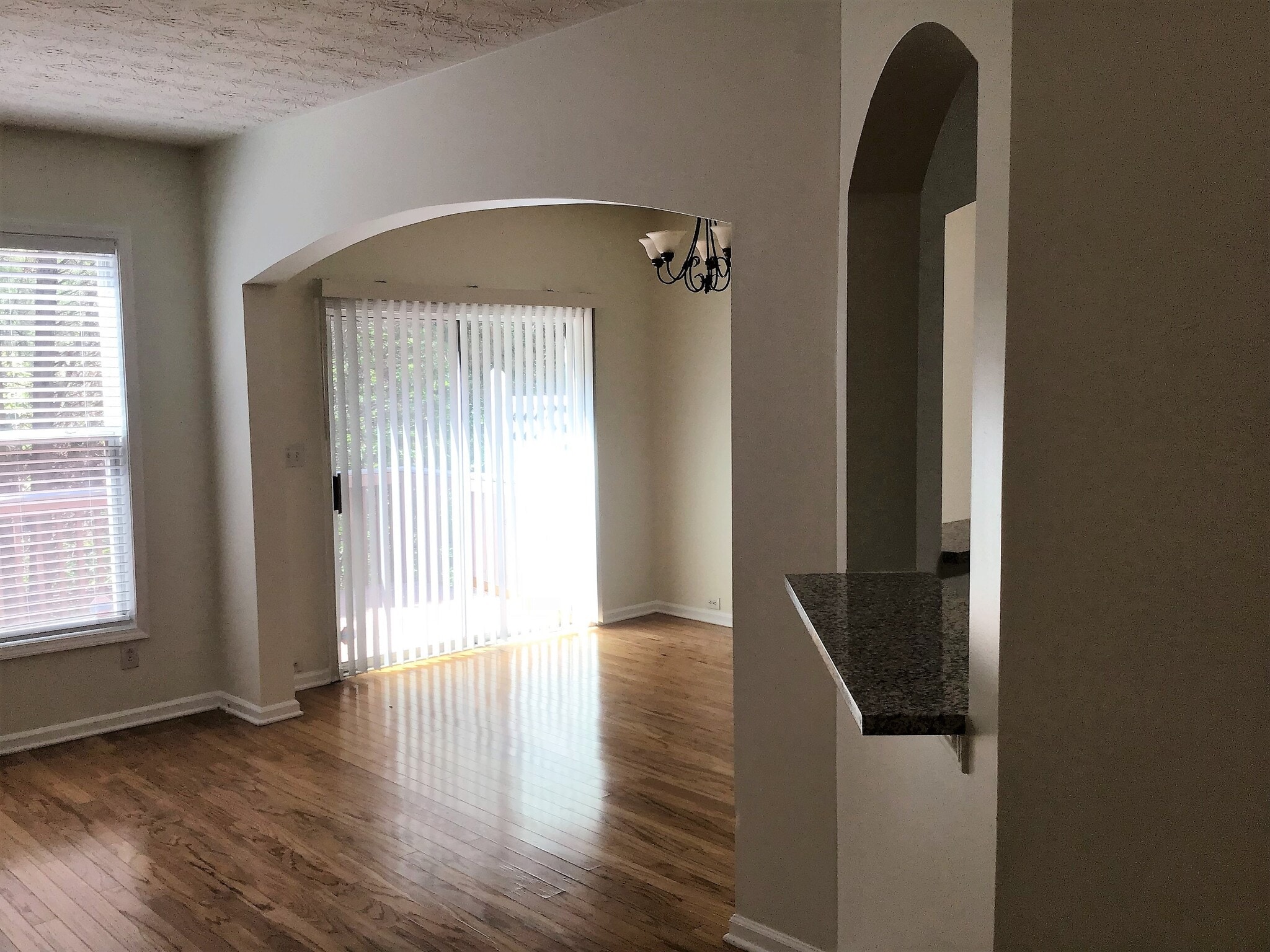 Building Photo - 111 Golden Pine Rd SW