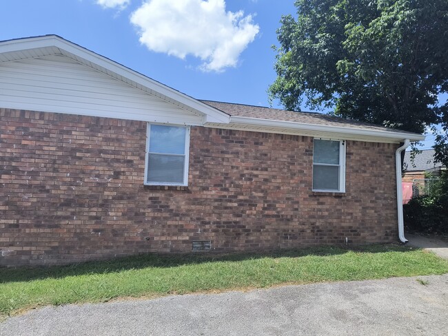 Building Photo - 4563 Brooke Valley Dr