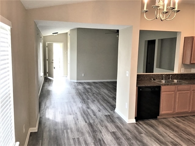 Building Photo - 113 Nunna Rock Trl