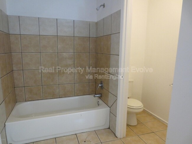 Building Photo - 2950 E Mobile Ln