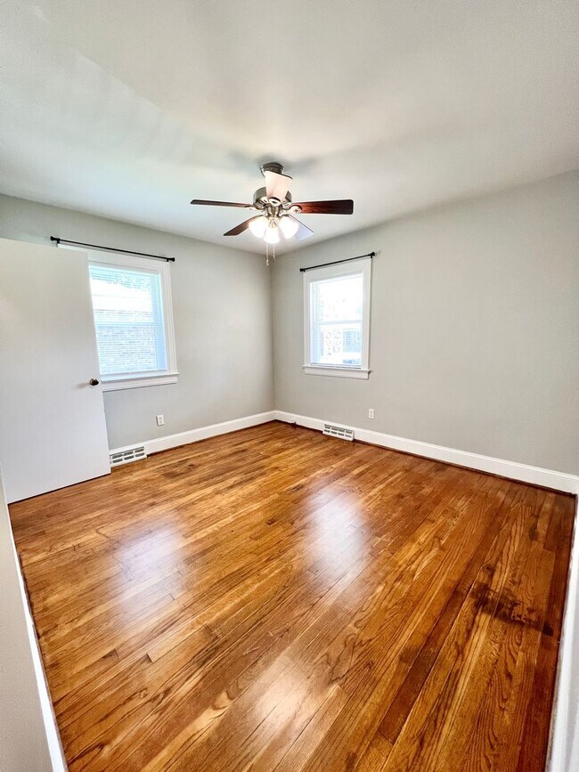 Building Photo - 109 Stancil Dr.