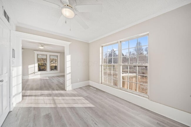 Building Photo - 2709 Kilbourne Ave