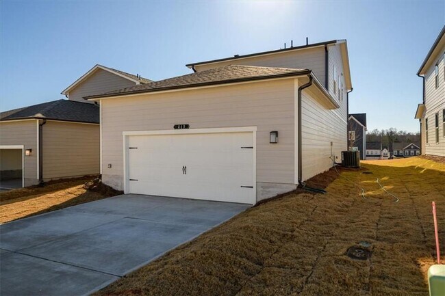 Building Photo - 849 York Aly