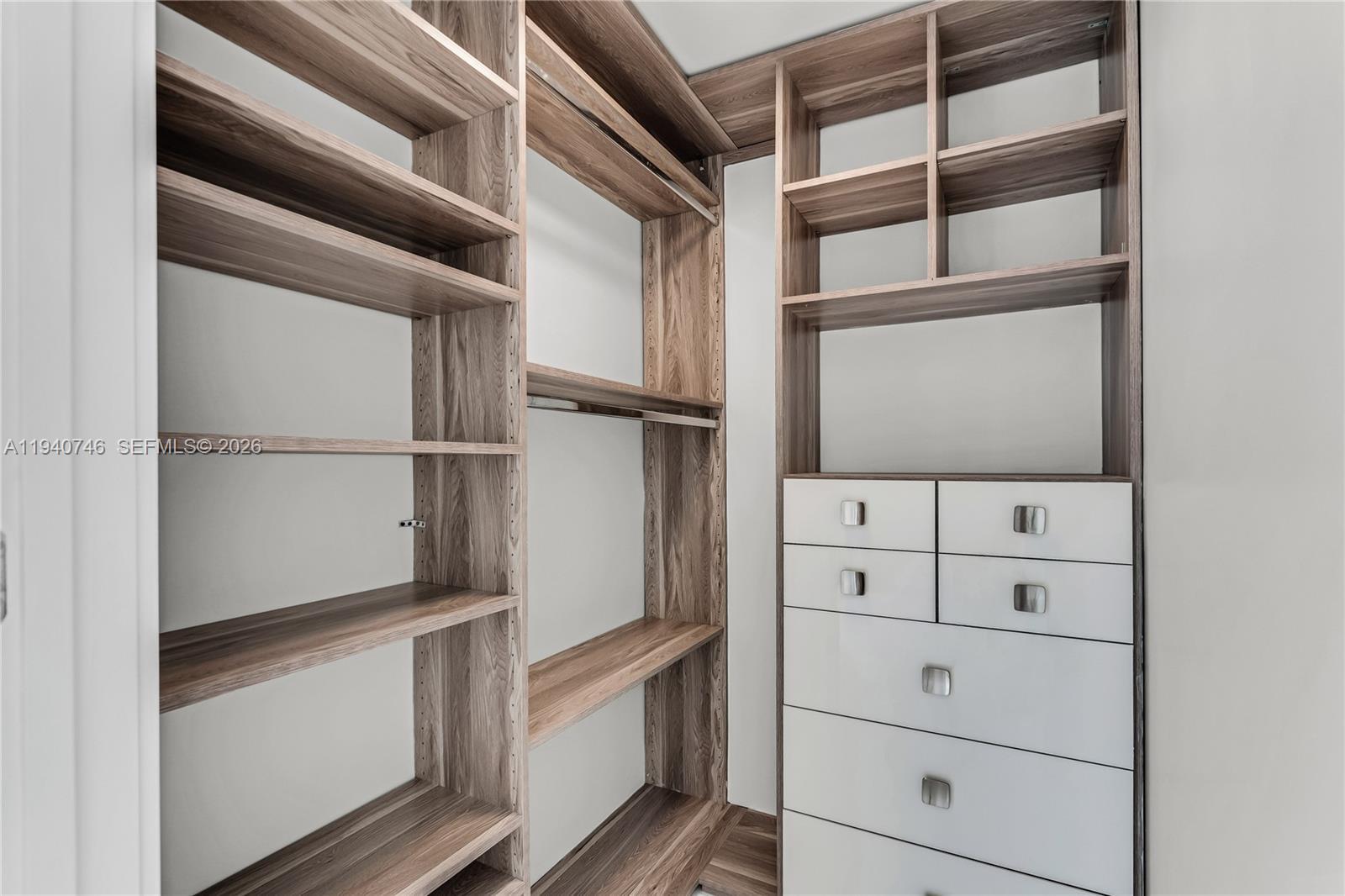 Building Photo - 50 Biscayne Blvd