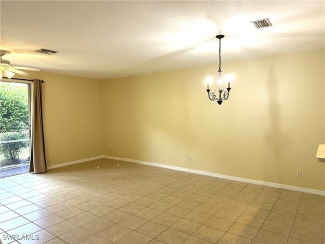 Building Photo - 9638 Roundstone Cir