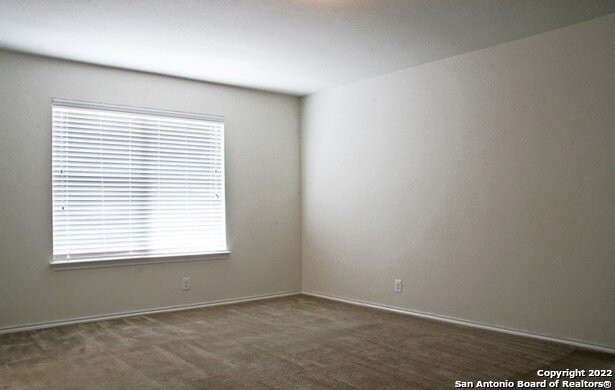 Building Photo - 547 Red Quill Nest