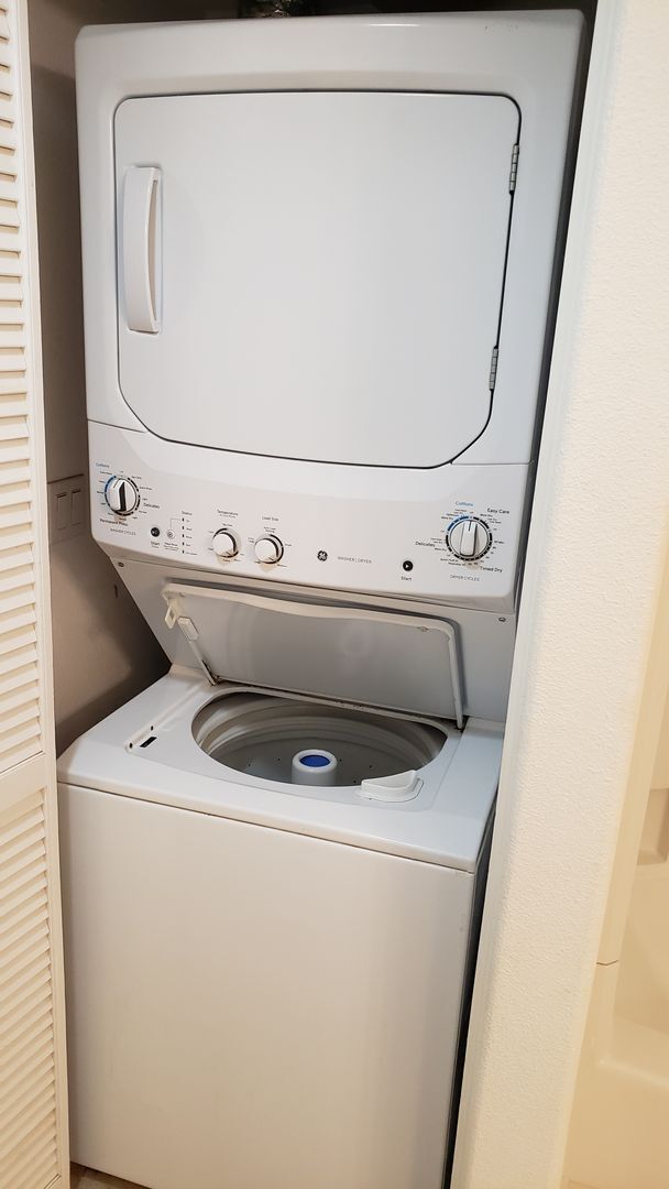 Building Photo - Love the Ocean? 2/2 Condo. STUNNING OCEAN VIEW! Private Patio + 2 Private Garages