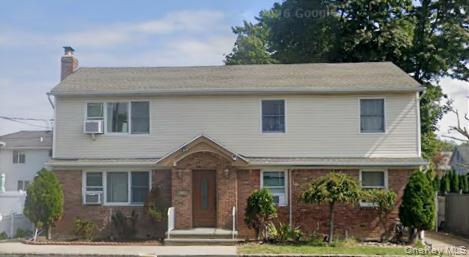 Building Photo - 133 Railroad Ave