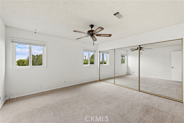 Building Photo - 3808 Vista Campana S