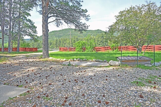Building Photo - 272 Fish Hatchery Rd