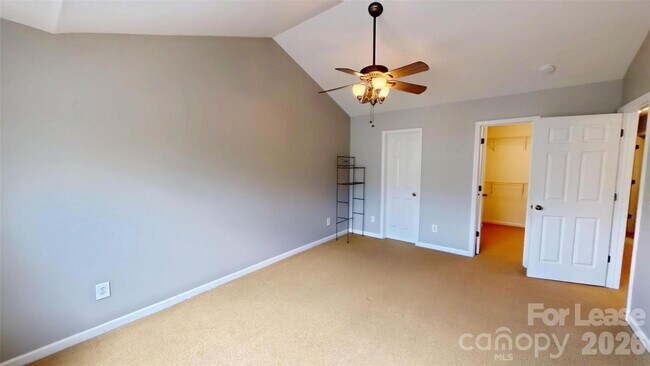 Building Photo - 11010 Alderbrook Ln