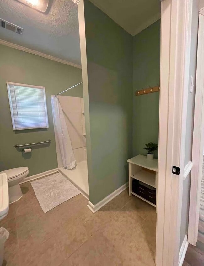 Building Photo - Charming 1 Bedroom Cottage Near Augusta & Fort Gordon