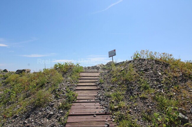 Building Photo - 11 Washington Rd