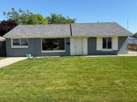 Building Photo - 705 S Ione St