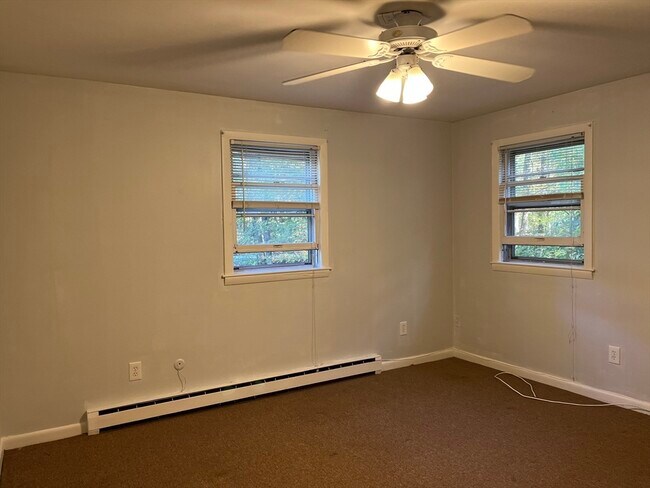 Building Photo - 56 Morton Station Rd