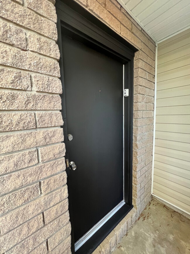 223 N Palmyra Dr 223 N Palmyra Dr Virginia Beach VA 23462 Apartment