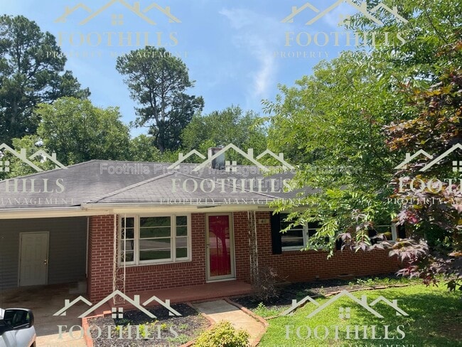 Building Photo - 411 Camellia Dr