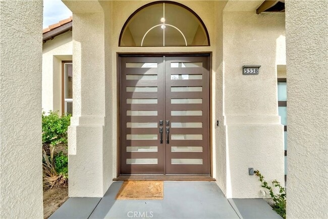 Building Photo - 5338 Chariton Ave