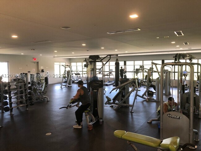 Building Photo - 8900 NW 97th Ave