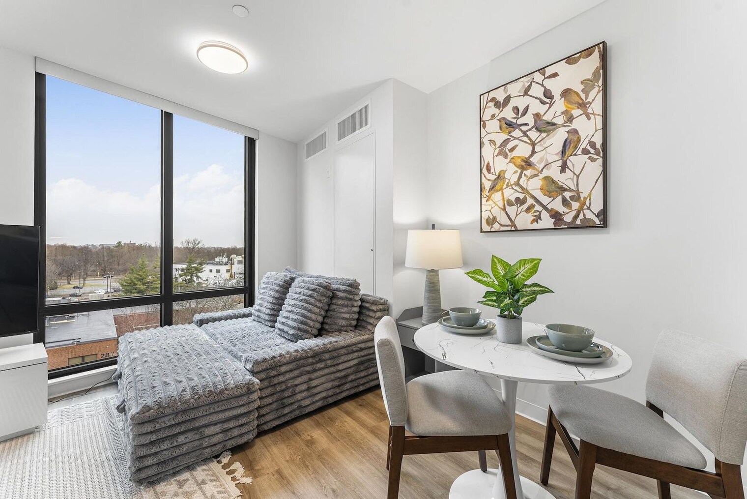 Building Photo - 280 Western Ave