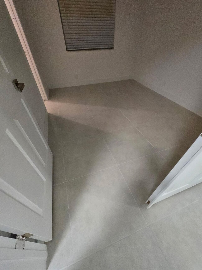 Building Photo - 8657 SW 5th St