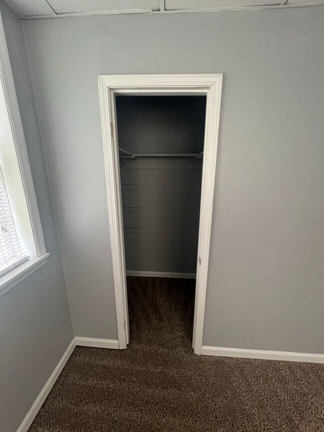 Building Photo - Huge 5 bedroom home in Lawrenceville NOW READY!