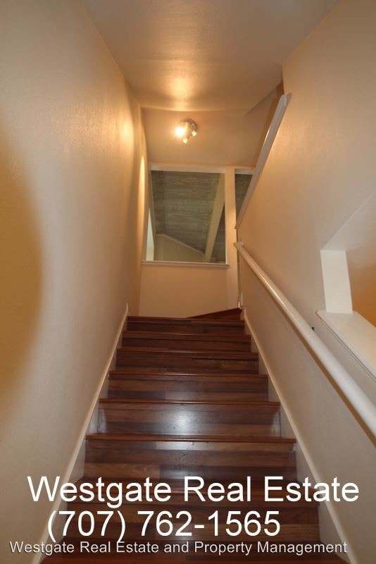 Building Photo - 3 br, 3.5 bath House - 1 Liberty Lane