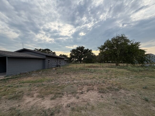 Building Photo - 850 Co Rd 218