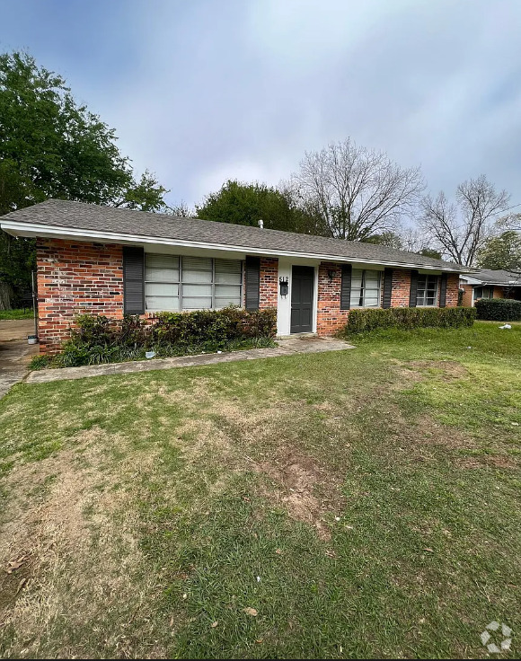 Building Photo - 512 Avondale Rd