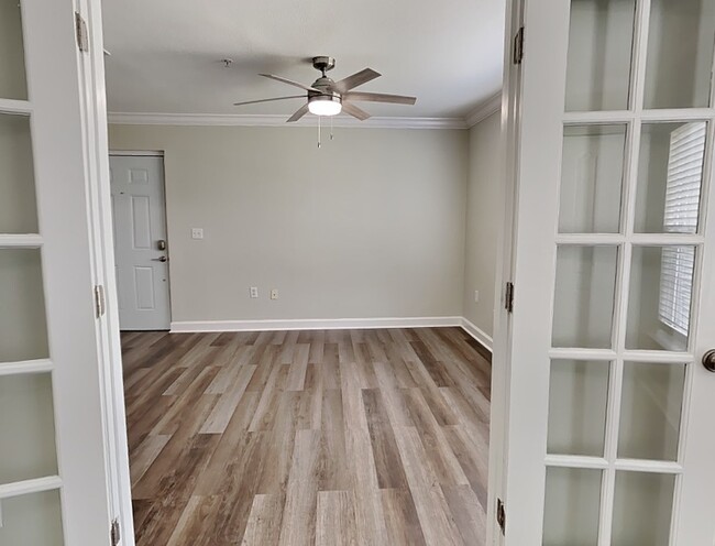 Building Photo - 2065 Dixie Belle Dr