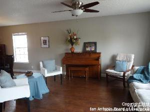 Building Photo - 8 Badgers Hills