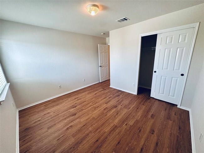 Building Photo - 408 Yucca House Dr