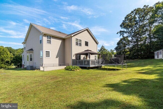 Building Photo - 39929 Grandview Haven Dr