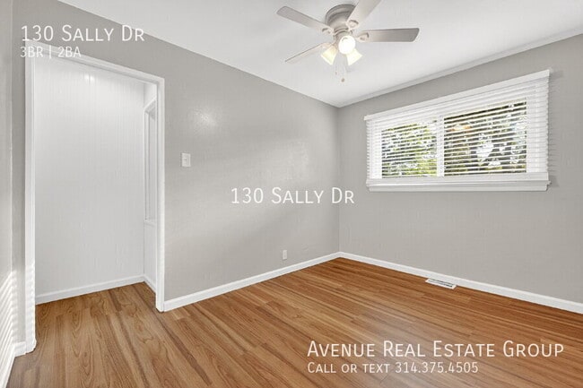 Building Photo - 130 Sally Dr