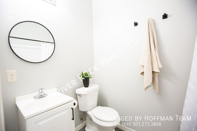 Building Photo - 1300 S Battery St