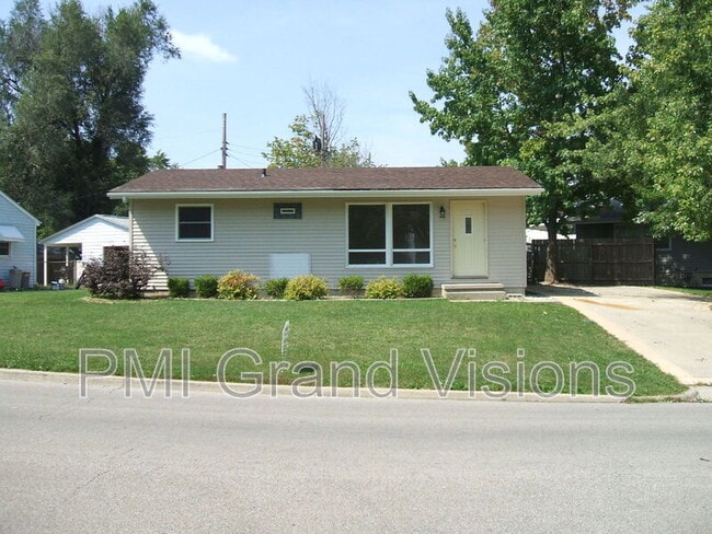 Primary Photo - 110 Ridgeway Dr