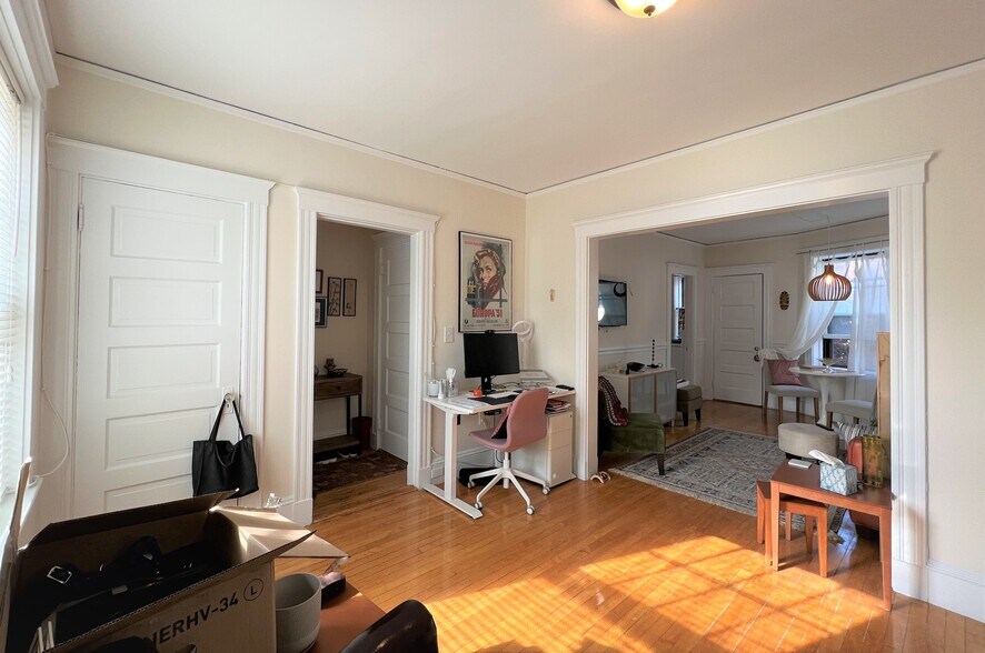Building Photo - 269 Huron Ave