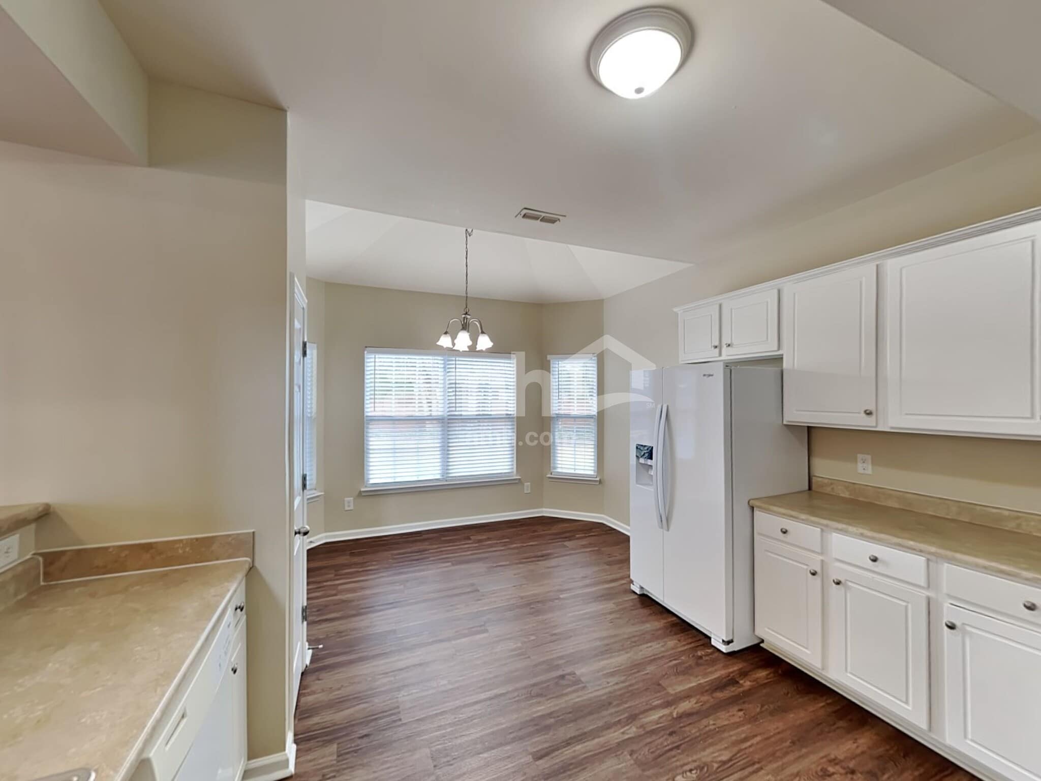 Building Photo - 7472 Riverland Dr