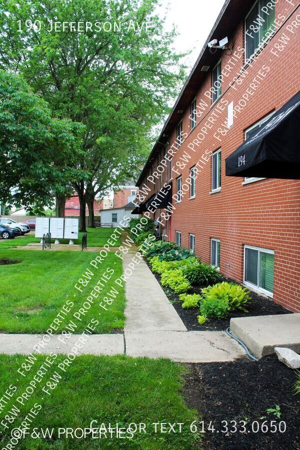 Building Photo - 190 Jefferson Ave