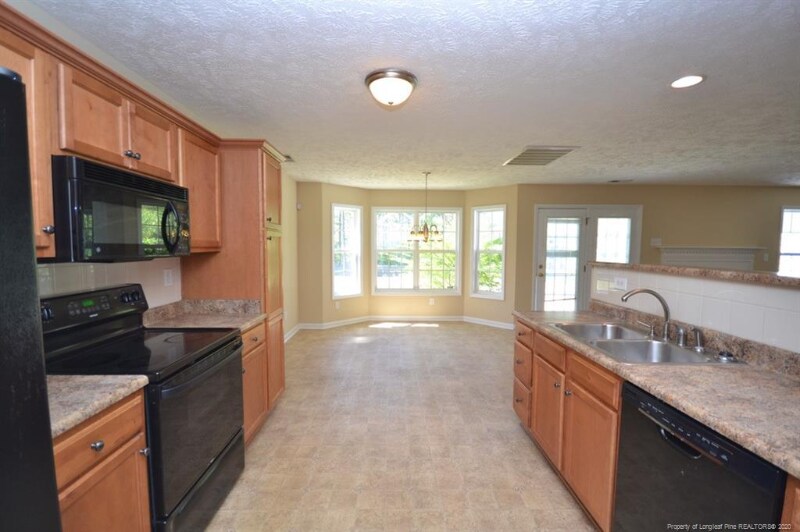 Building Photo - 361 Americana Dr