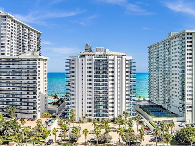 Building Photo - 3430 Galt Ocean Dr
