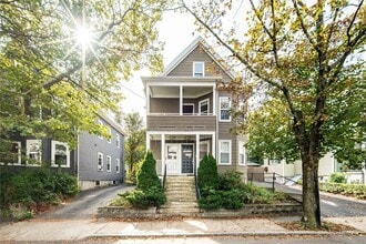 Building Photo - 148 Albion St