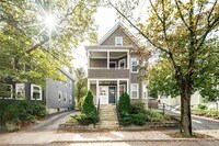 Building Photo - 148 Albion St