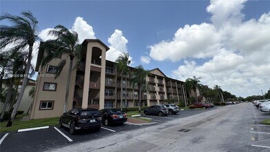 Building Photo - 13105 SW 16th Ct